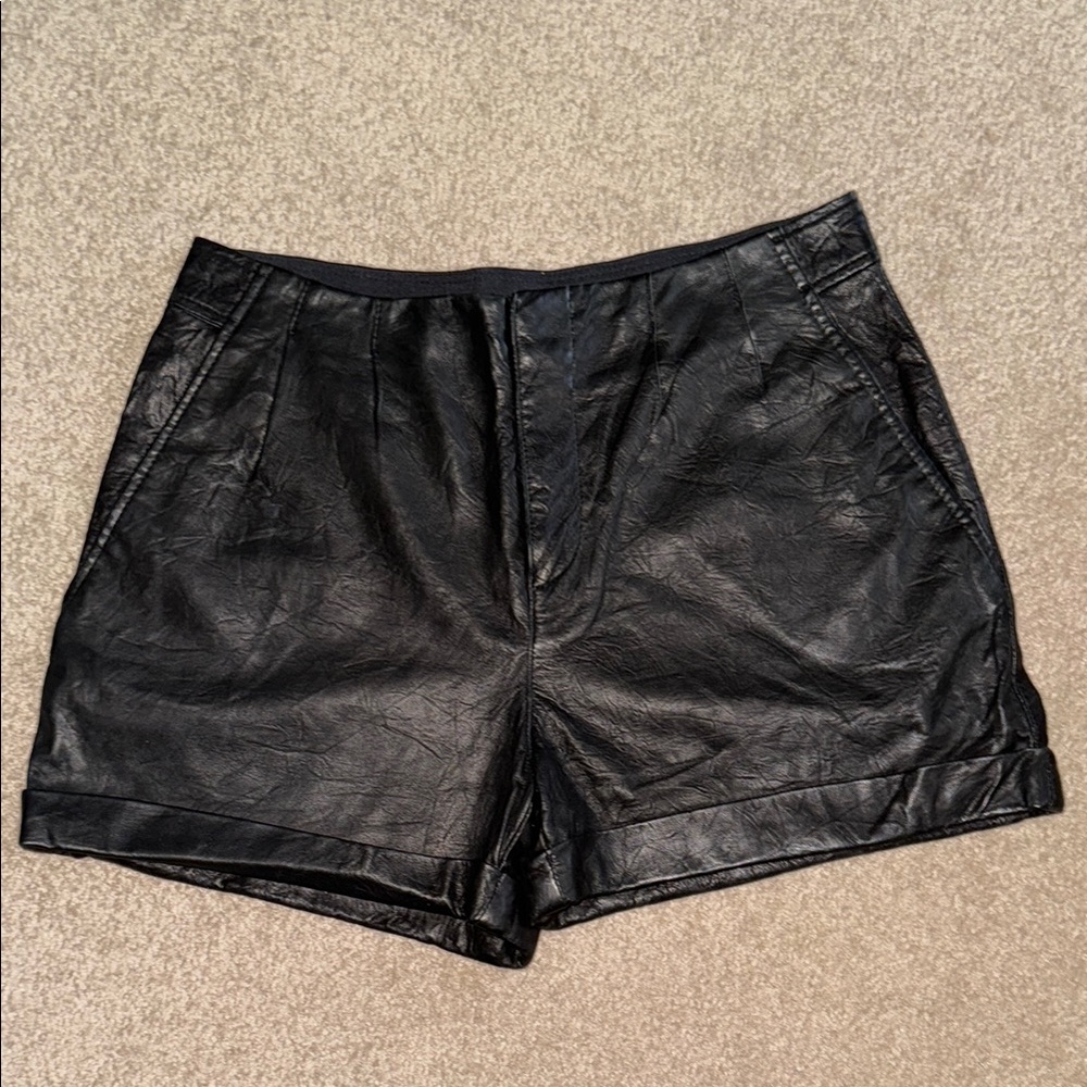 L'AGENCE Black High Waist Shorts